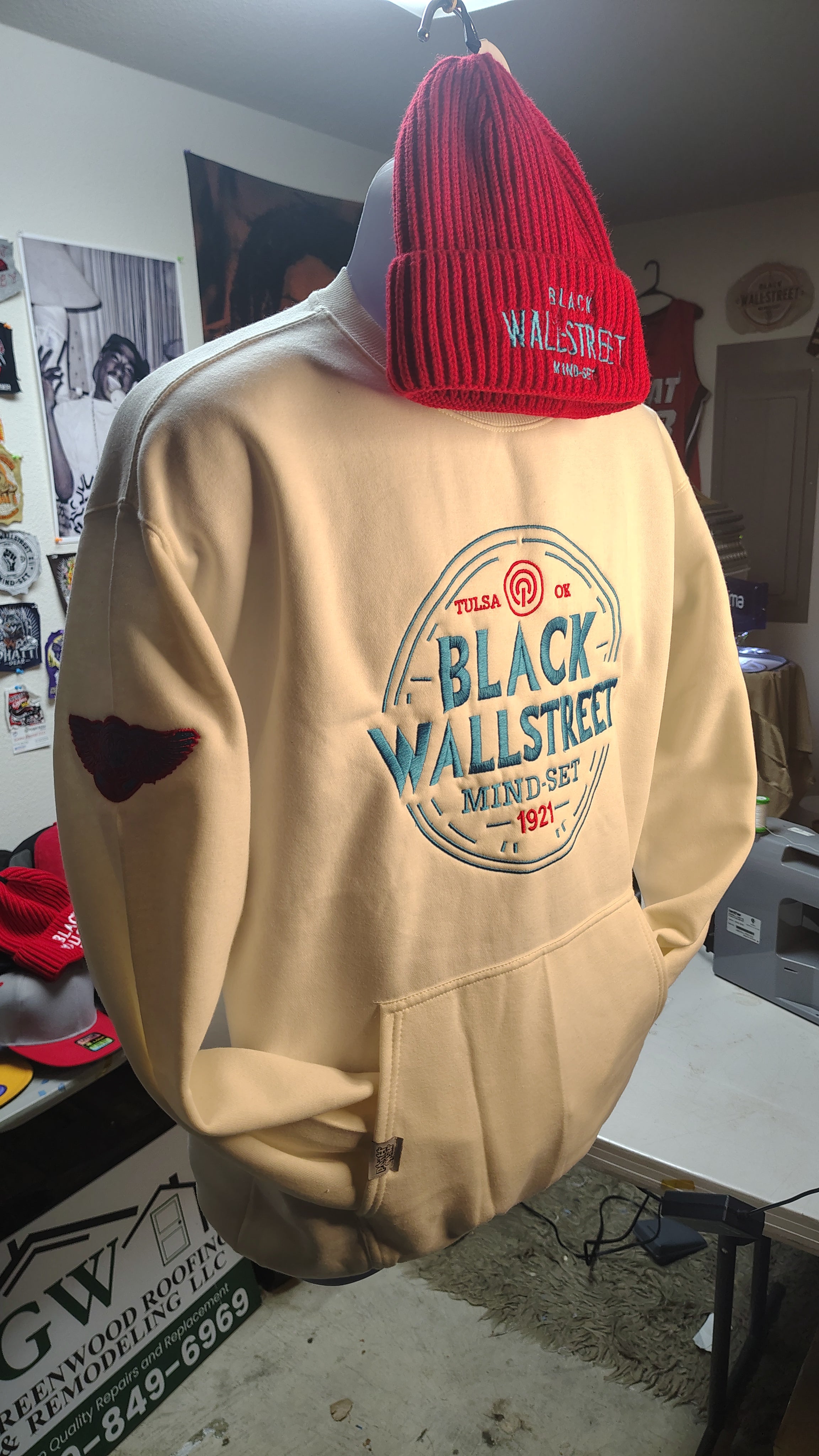 Black Wallstreet Mindset Fleece Hoodie or Crewneck